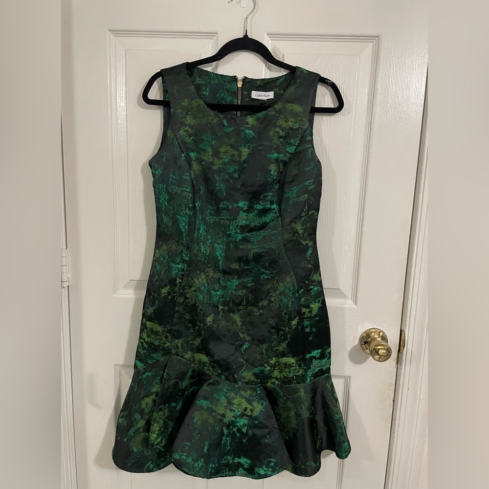 Calvin Klein Green Sheath Midi Dress for Cocktail - Picture 2 of 9